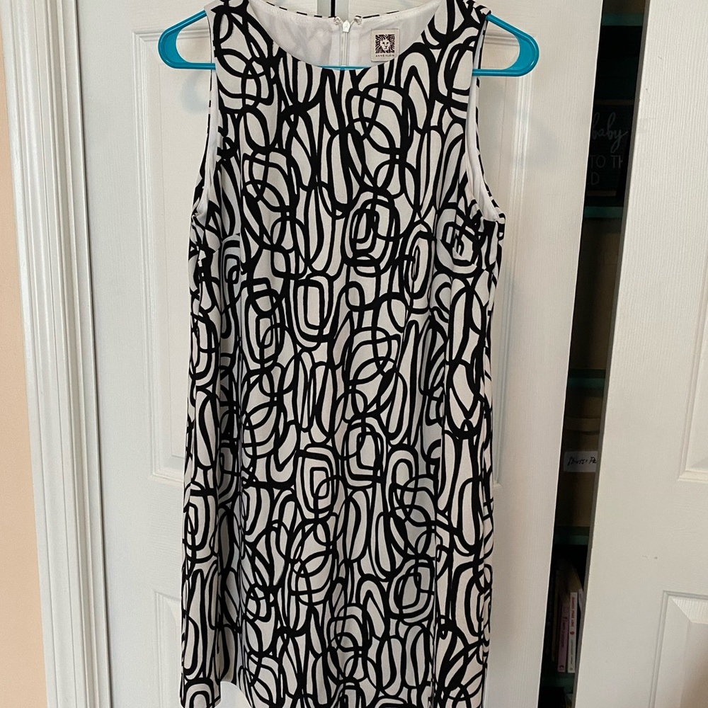 Anne Klein black and white shift dress